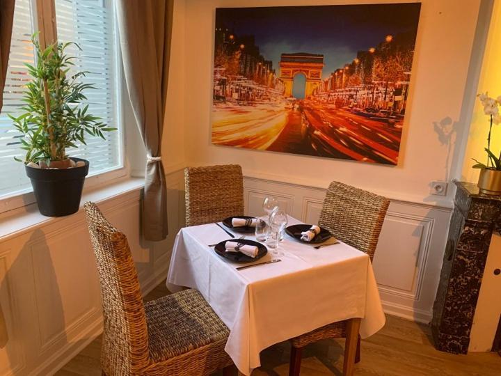 Hotel Le Napoleon Luxeuil-les-Bains Exteriér fotografie
